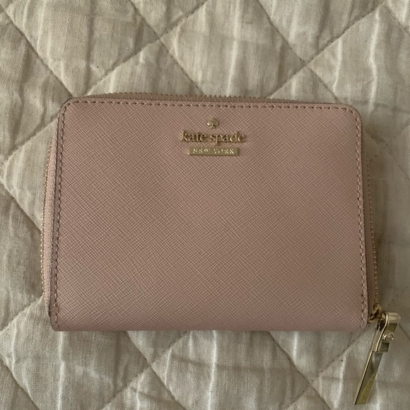 Kate Spade wallet/card case - Picture 2 of 8